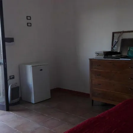 בית הארחה In Affitto Con Veranda E Parcheggio Zungri